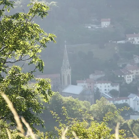 Croix Blanche Bed & Breakfast *